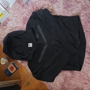 Women's Nike Tech Zip up Sz. SM